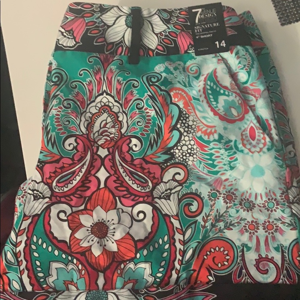 7th Avenue New York and Company Shorts